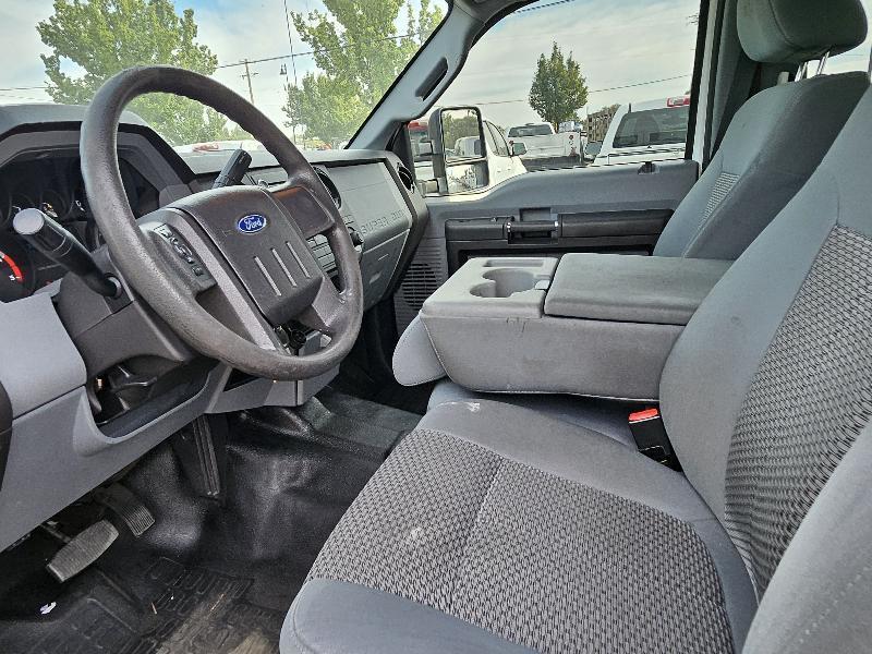 Ford F-450 SD XL Crew Cab DRW 4WD 2016