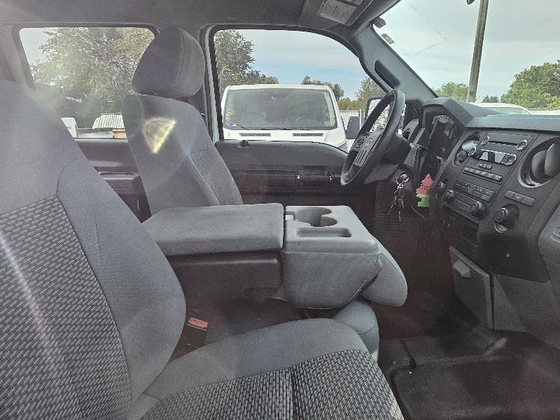 Ford F-450 SD XL Crew Cab DRW 4WD 2016