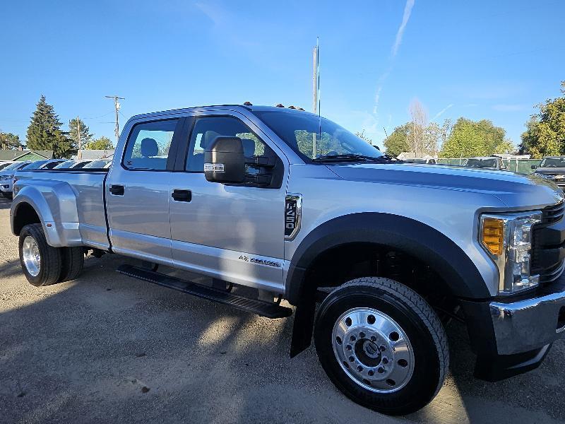 Ford F-450 SD XL Crew Cab DRW 4WD 2017