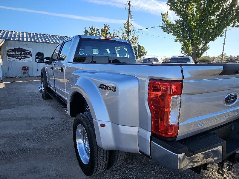 Ford F-450 SD XL Crew Cab DRW 4WD 2017