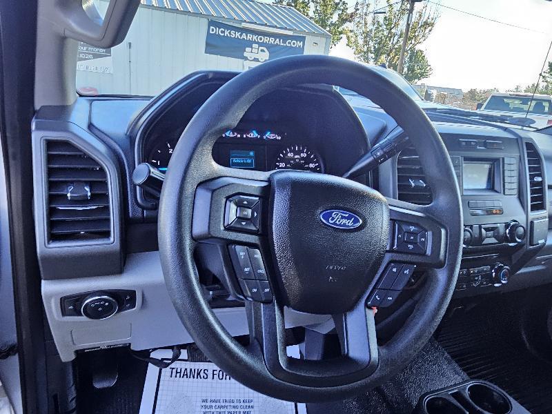 Ford F-450 SD XL Crew Cab DRW 4WD 2017