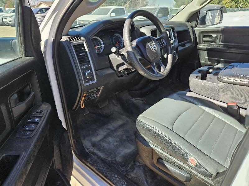 RAM 1500 Classic Tradesman Quad Cab 4WD 2021