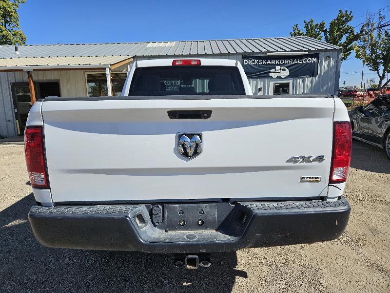 RAM 1500 Tradesman Quad Cab 4WD 2018