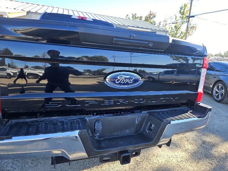 Ford F-250 SD XLT Crew Cab 4WD 2019
