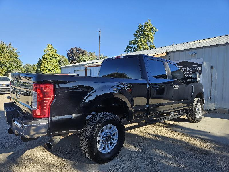 Ford F-250 SD XLT Crew Cab 4WD 2019