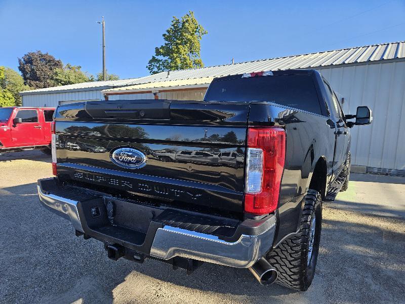 Ford F-250 SD XLT Crew Cab 4WD 2019