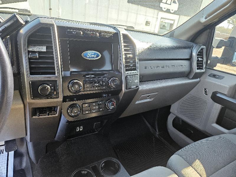 Ford F-250 SD XLT Crew Cab 4WD 2019
