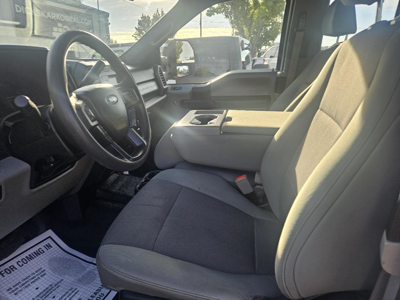 Ford F-250 SD XL SuperCab Long Bed 4WD 2019