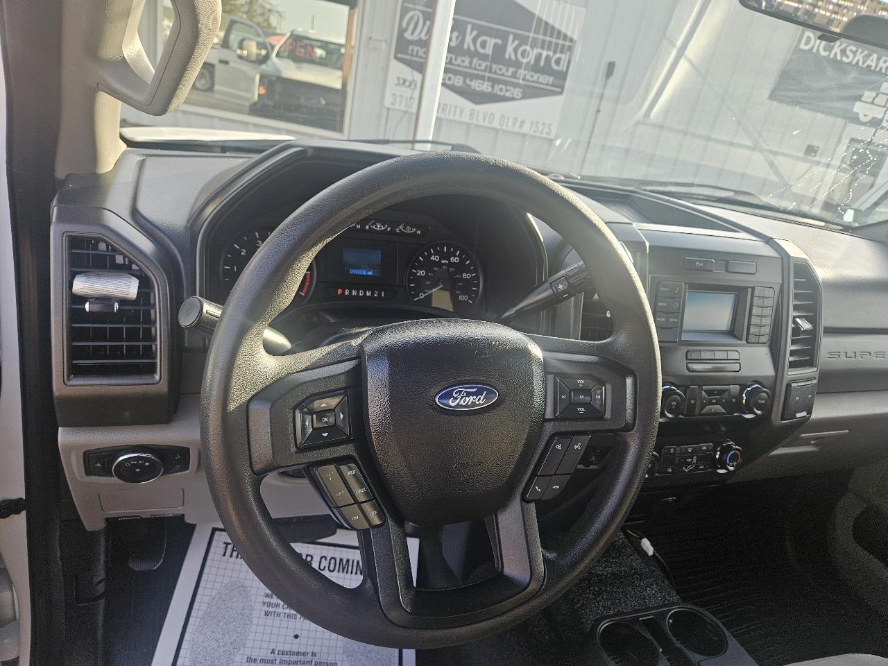 Ford F-250 SD XL SuperCab Long Bed 4WD 2019