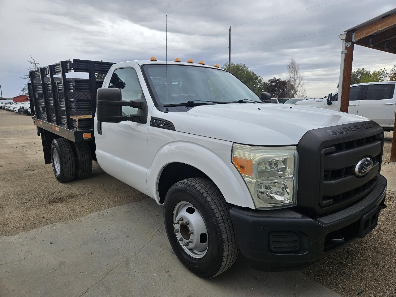 Ford F-350 SD XL DRW 2WD 2011