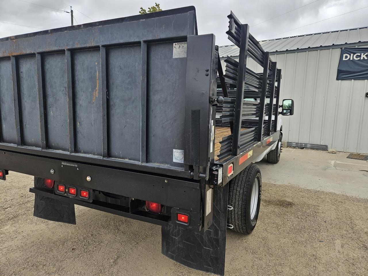 Ford F-350 SD XL DRW 2WD 2011