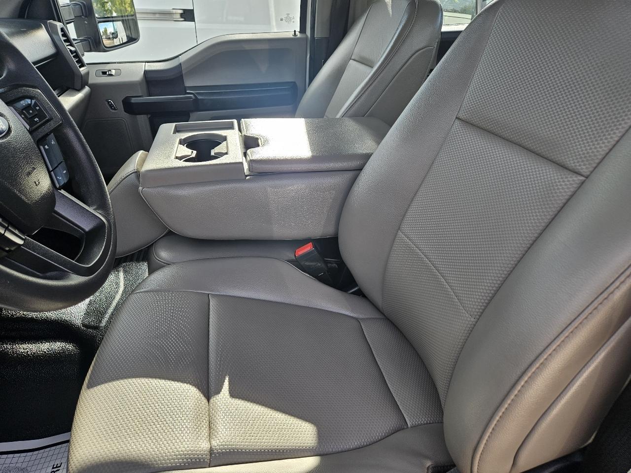 Ford F-250 SD XL Crew Cab Long Bed 4WD 2022
