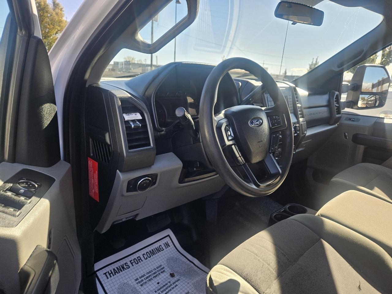Ford F-350 SD XL Crew Cab Long Bed 4WD 2017