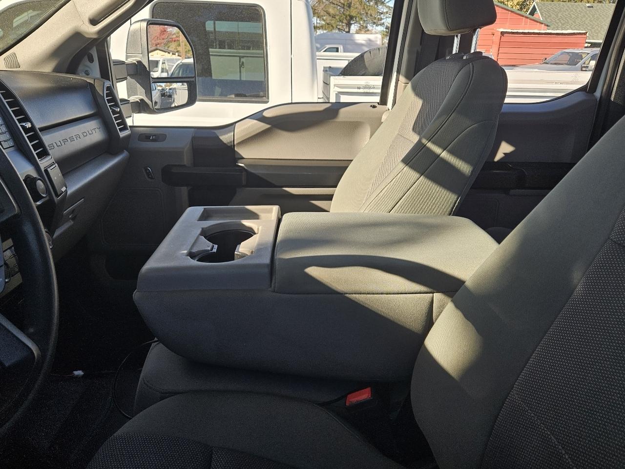 Ford F-350 SD XL Crew Cab Long Bed 4WD 2017