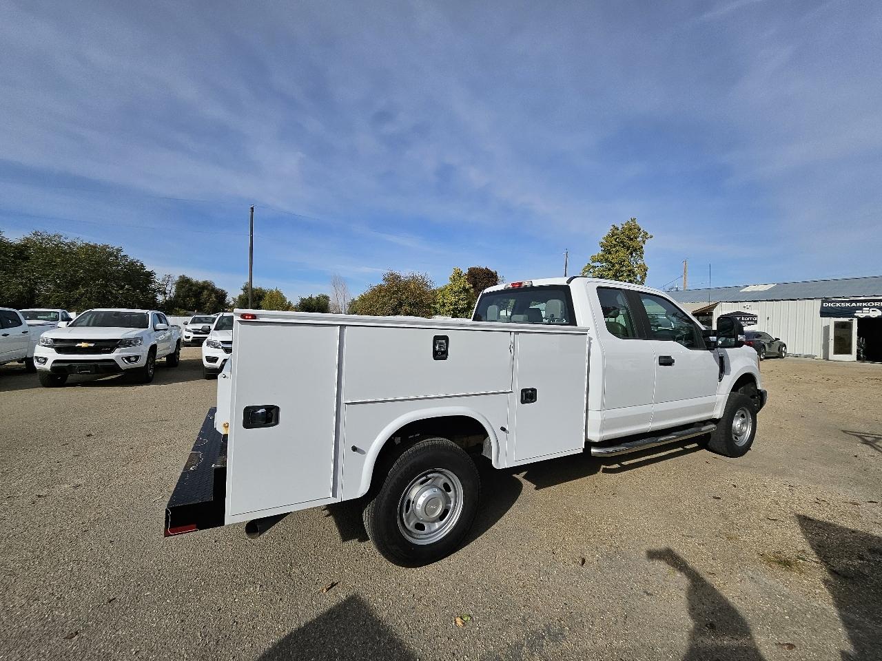 Ford F-250 SD XL SuperCab Long Bed 4WD 2017