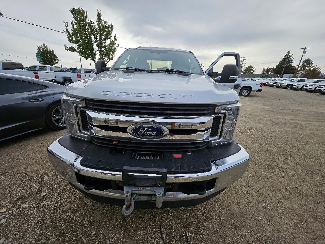 Ford F-250 SD XLT Crew Cab 4WD 2018
