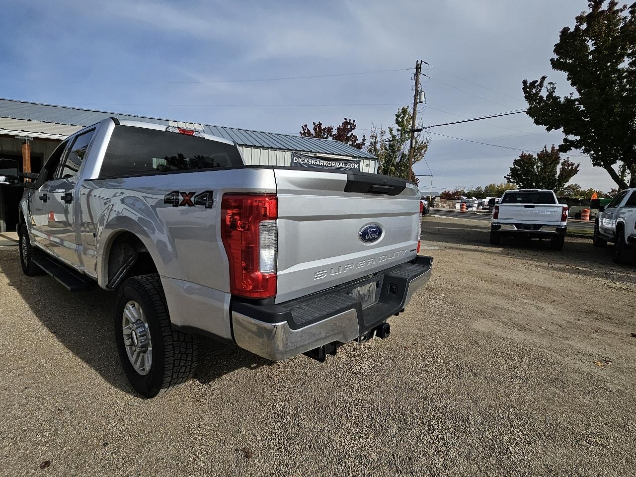 Ford F-250 SD XLT Crew Cab 4WD 2018