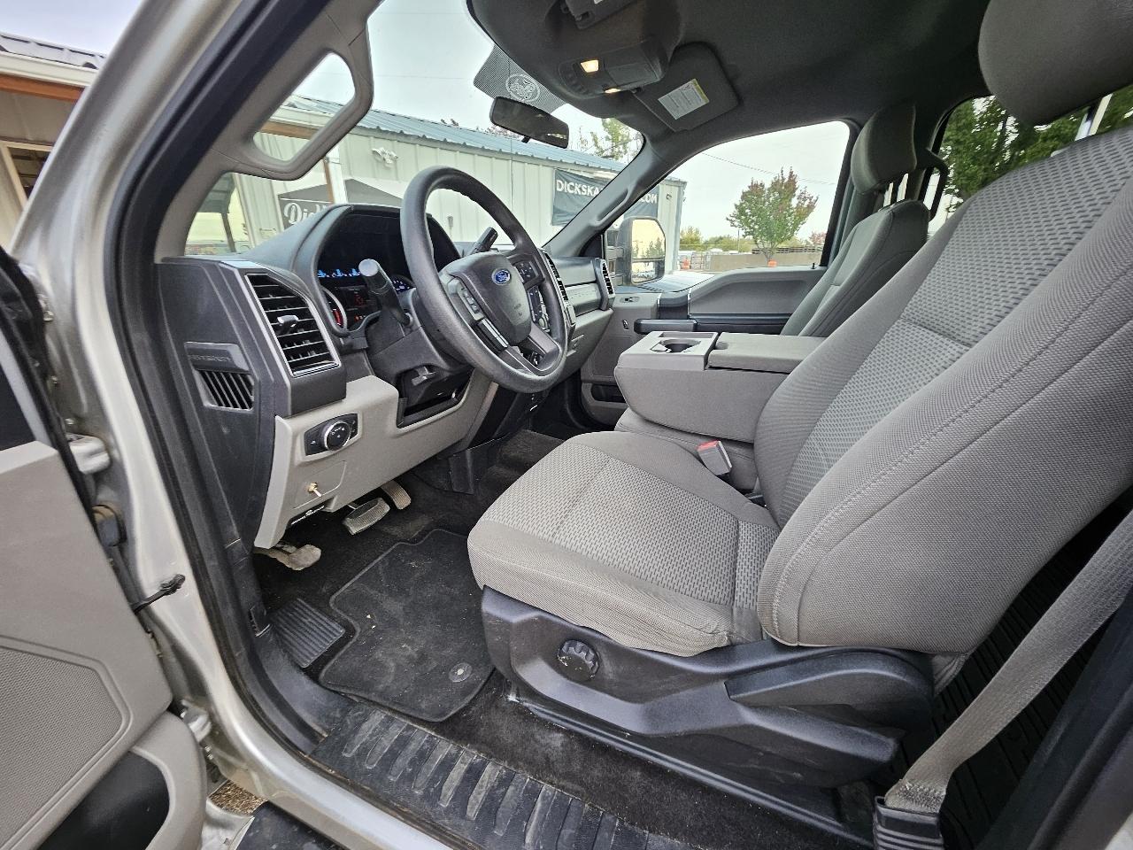 Ford F-250 SD XLT Crew Cab 4WD 2018