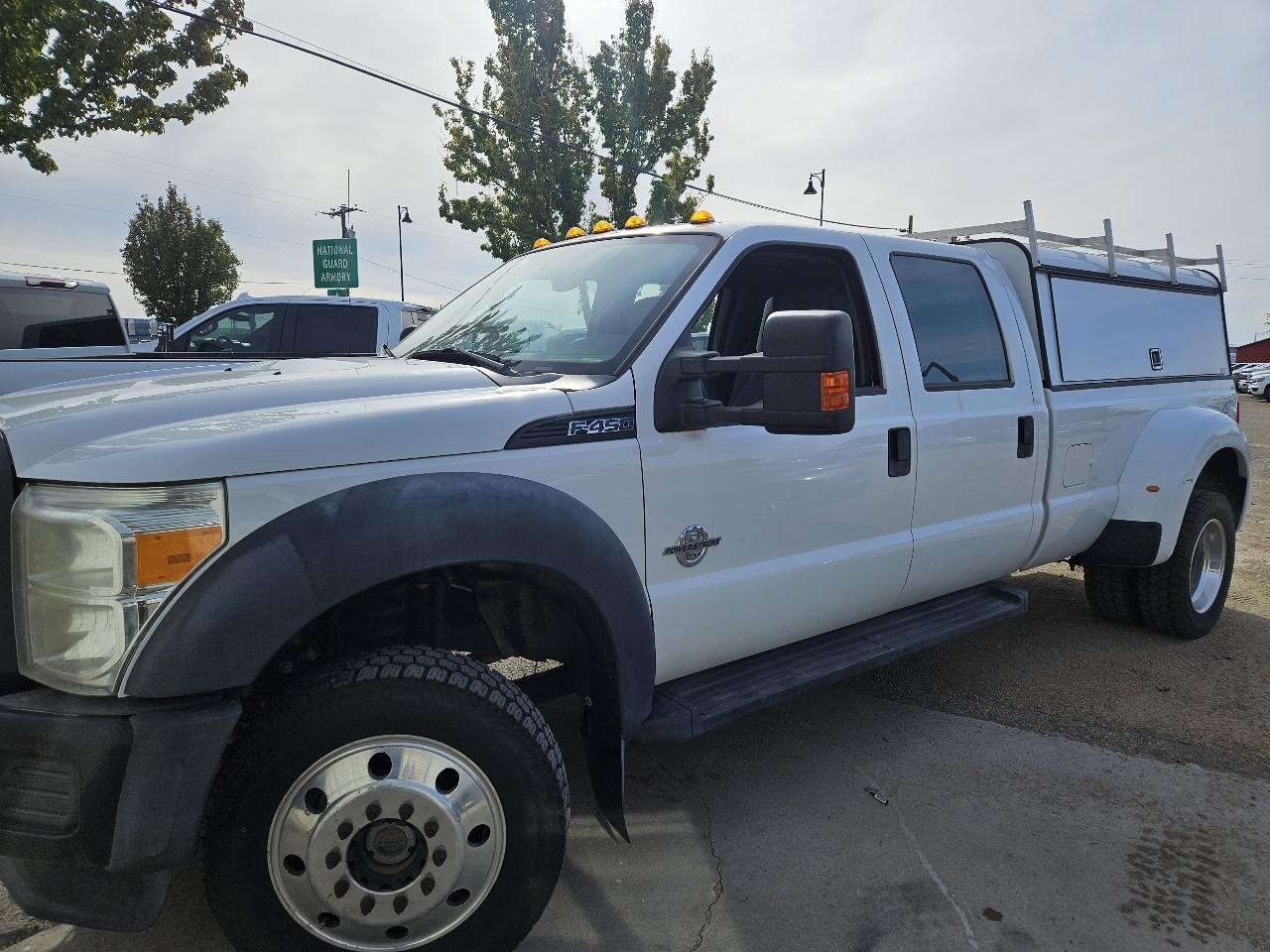 Ford F-450 SD XL Crew Cab DRW 4WD 2016