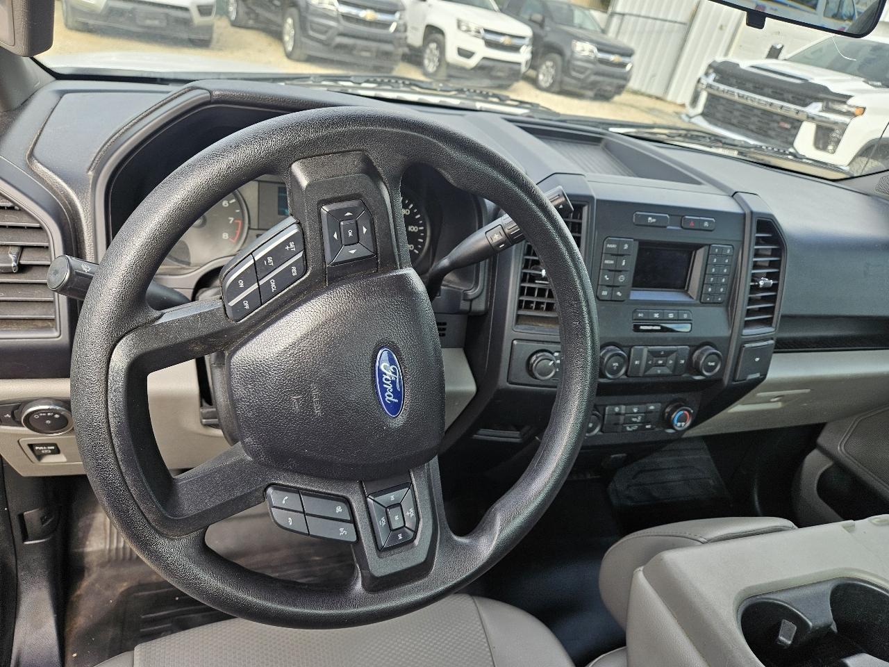 Ford F-150 XL 8-ft. Bed 4WD 2020