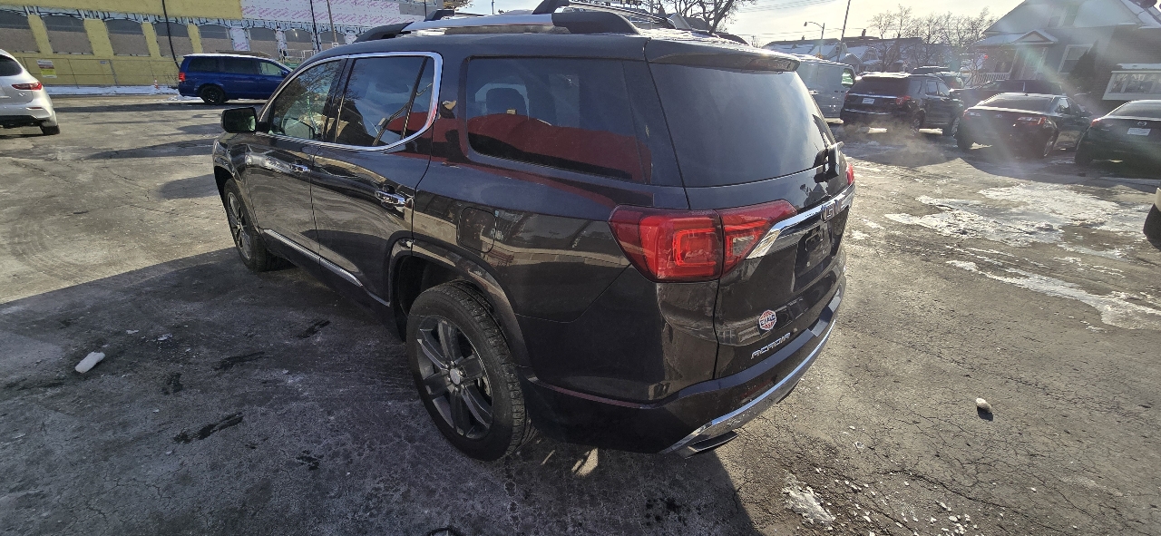 GMC Acadia Denali AWD 2017