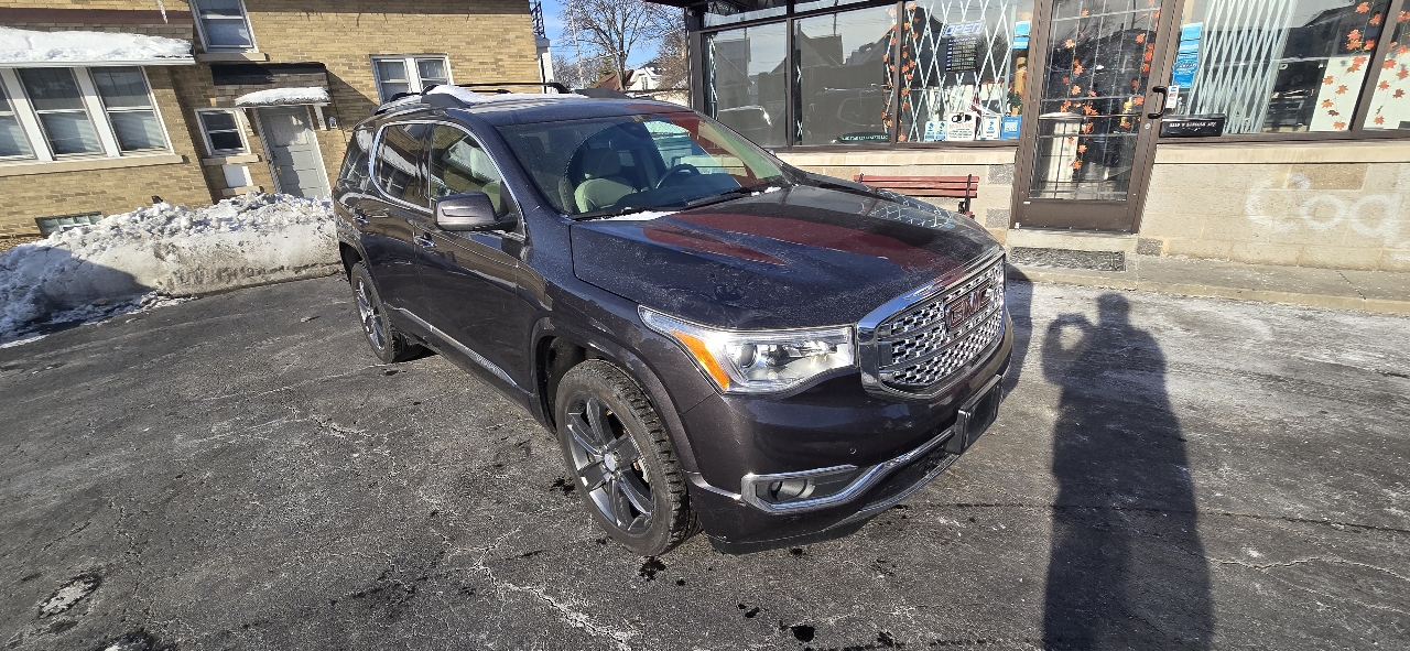 GMC Acadia Denali AWD 2017