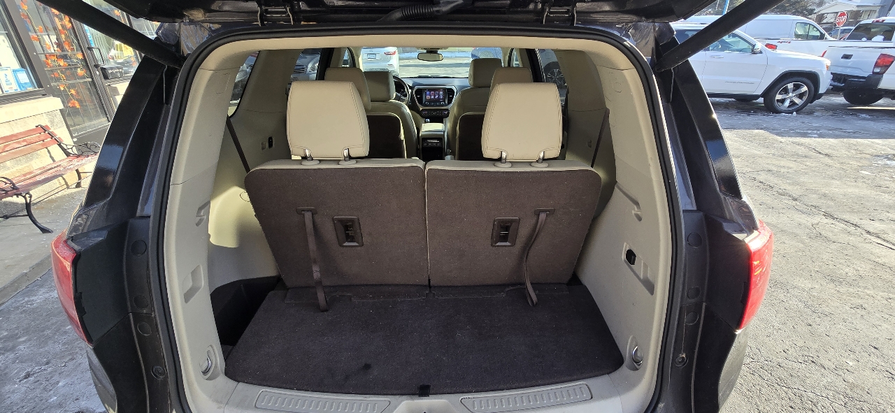 GMC Acadia Denali AWD 2017