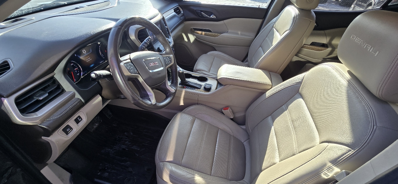 GMC Acadia Denali AWD 2017