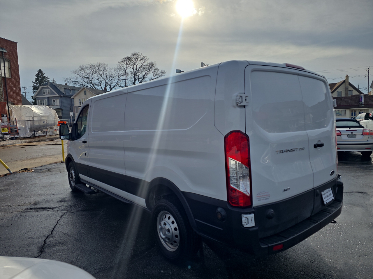 Ford Transit 250 Van High Roof w/Sliding Pass. 148-in. WB 2023