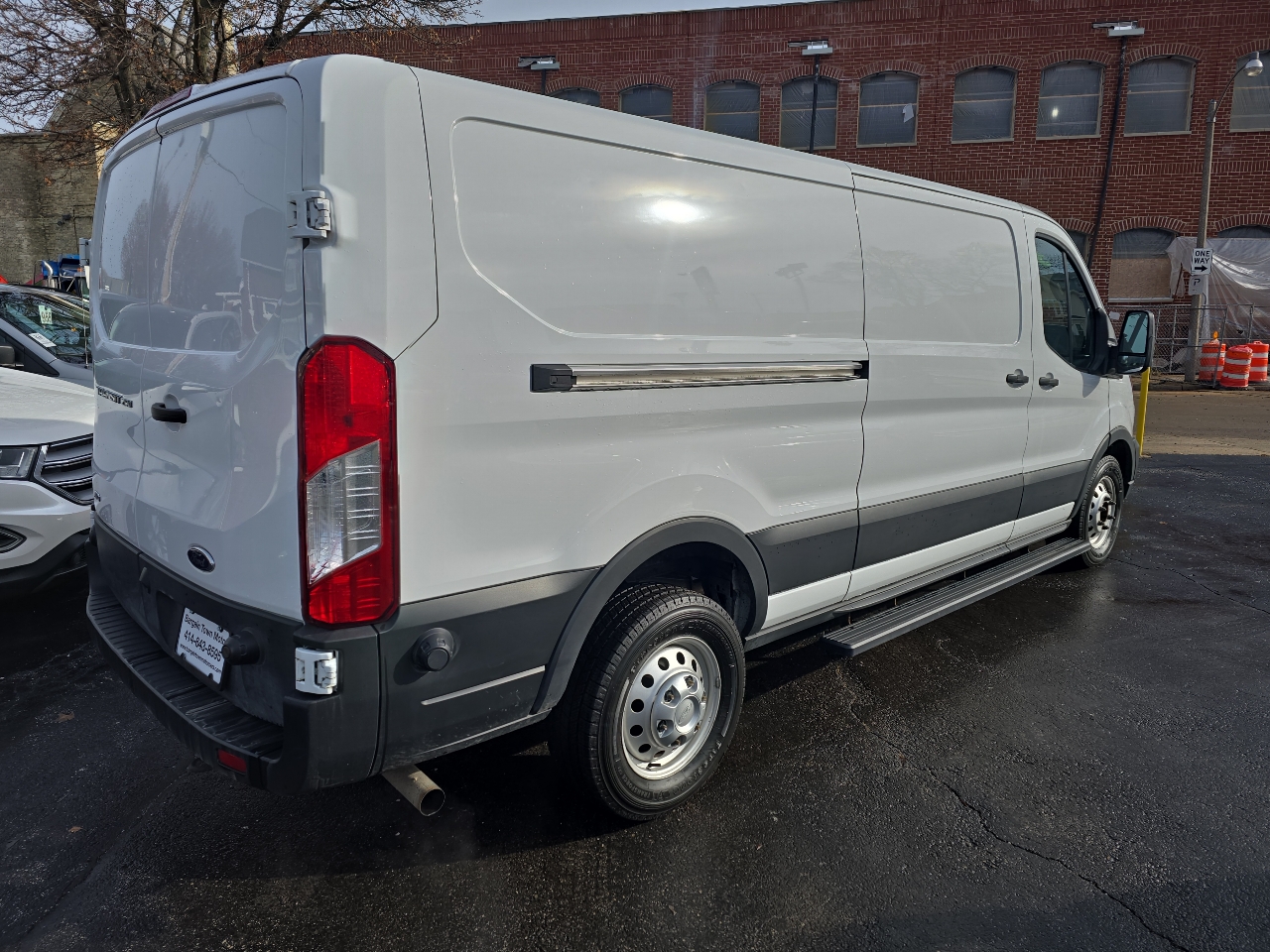 Ford Transit 250 Van High Roof w/Sliding Pass. 148-in. WB 2023
