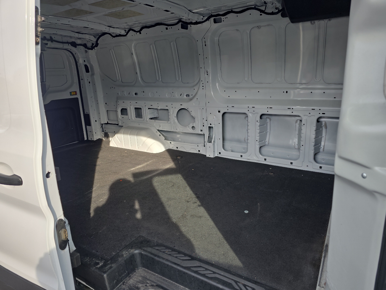 Ford Transit 250 Van High Roof w/Sliding Pass. 148-in. WB 2023