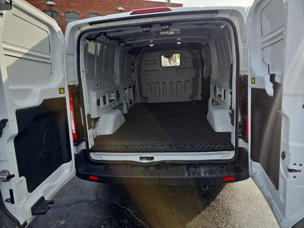 Ford Transit 250 Van High Roof w/Sliding Pass. 148-in. WB 2023