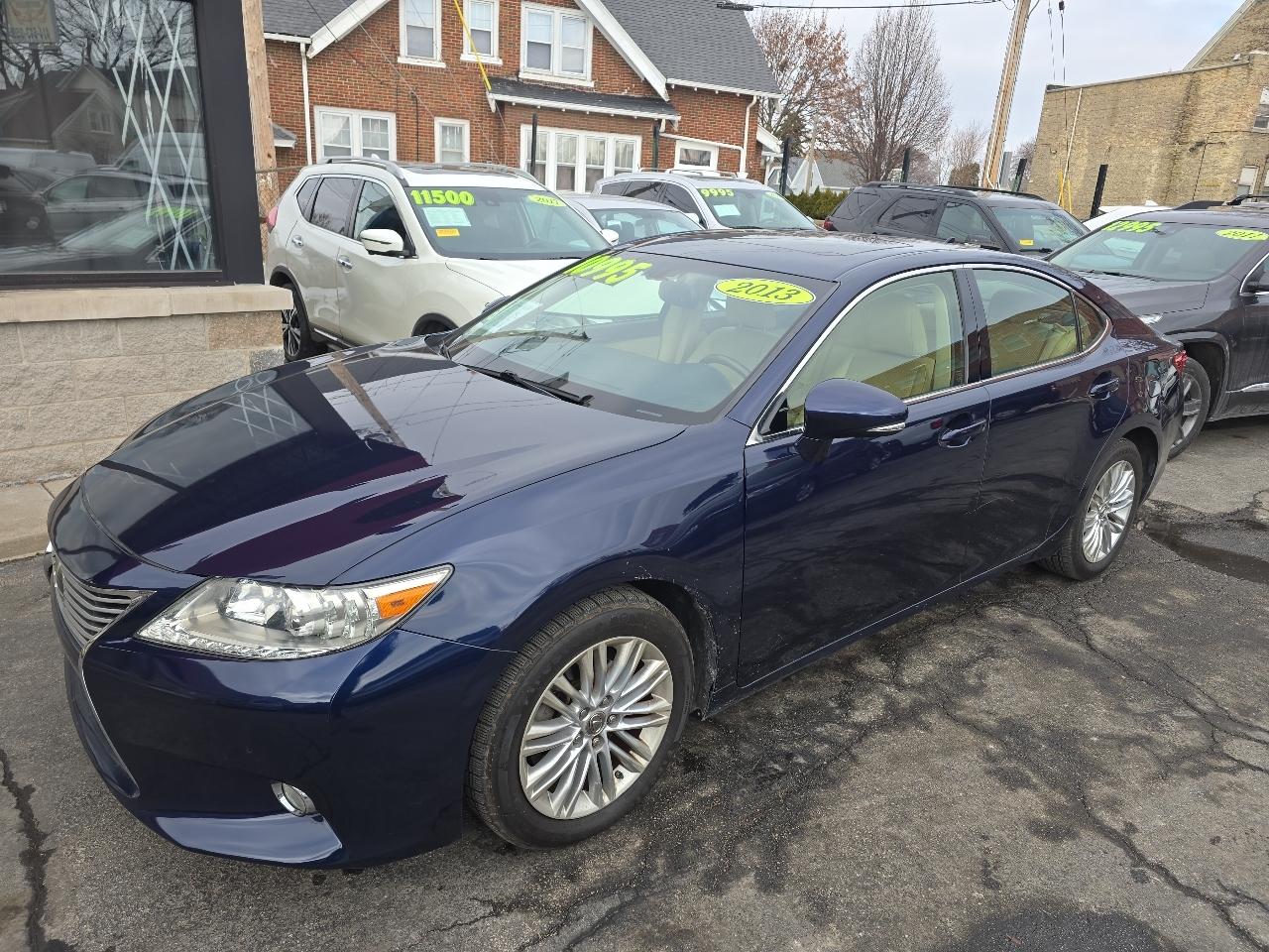 Lexus ES 350 Sedan 2013