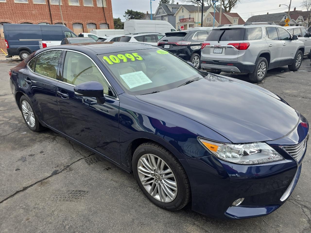 Lexus ES 350 Sedan 2013