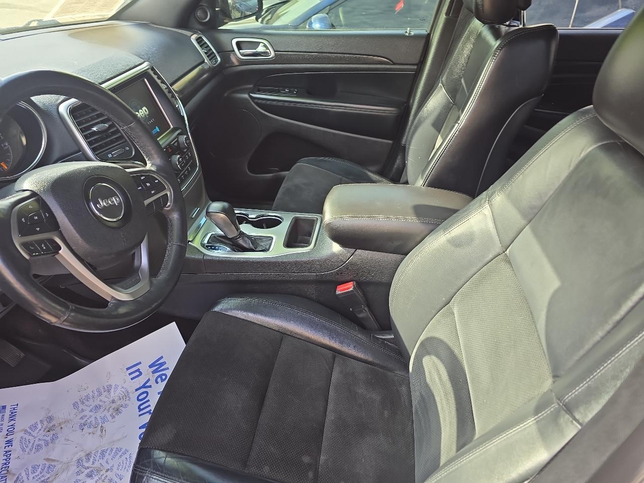 Jeep Grand Cherokee Laredo 4WD 2018