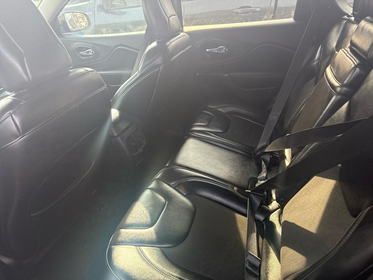 Jeep Cherokee Latitude Plus 4WD 2019