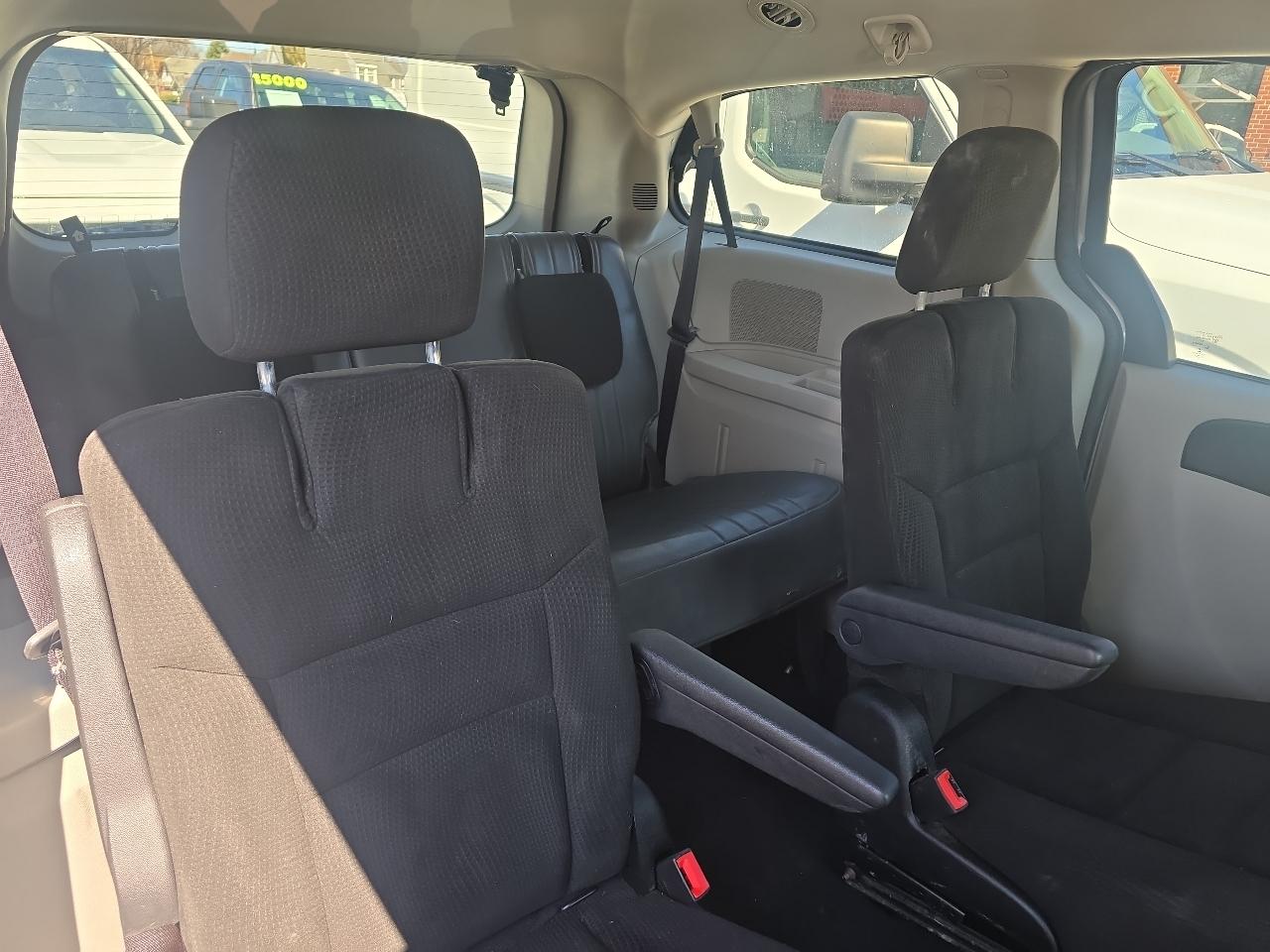 Dodge Grand Caravan SE 2015
