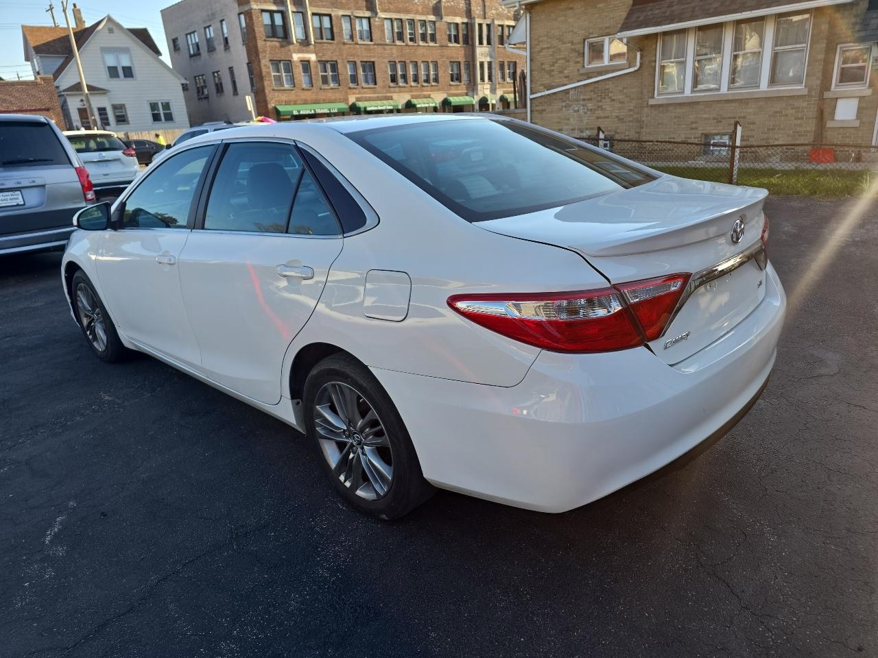 Toyota Camry SE 2015