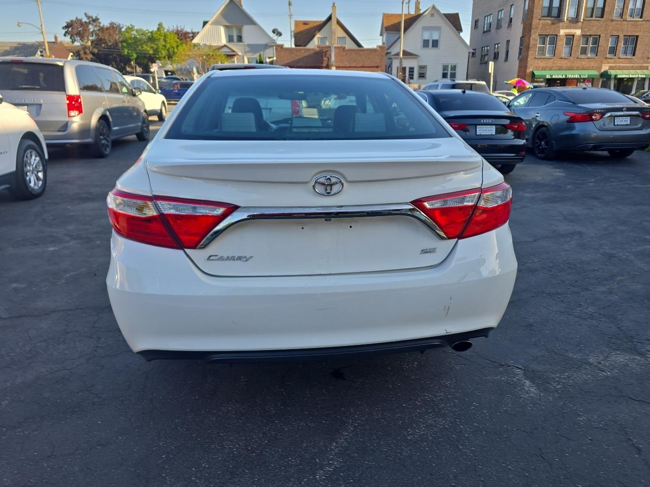 Toyota Camry SE 2015