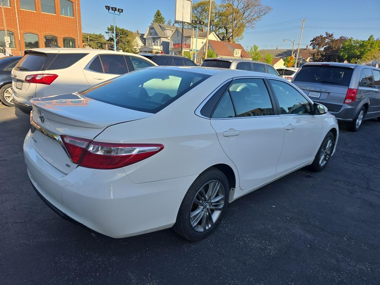 Toyota Camry SE 2015