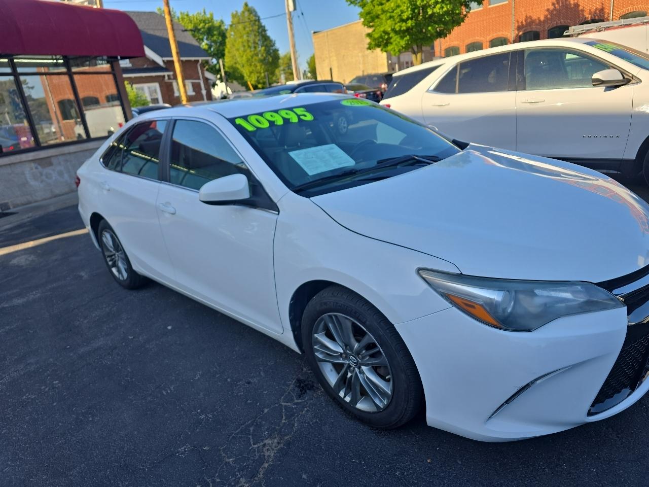 Toyota Camry SE 2015