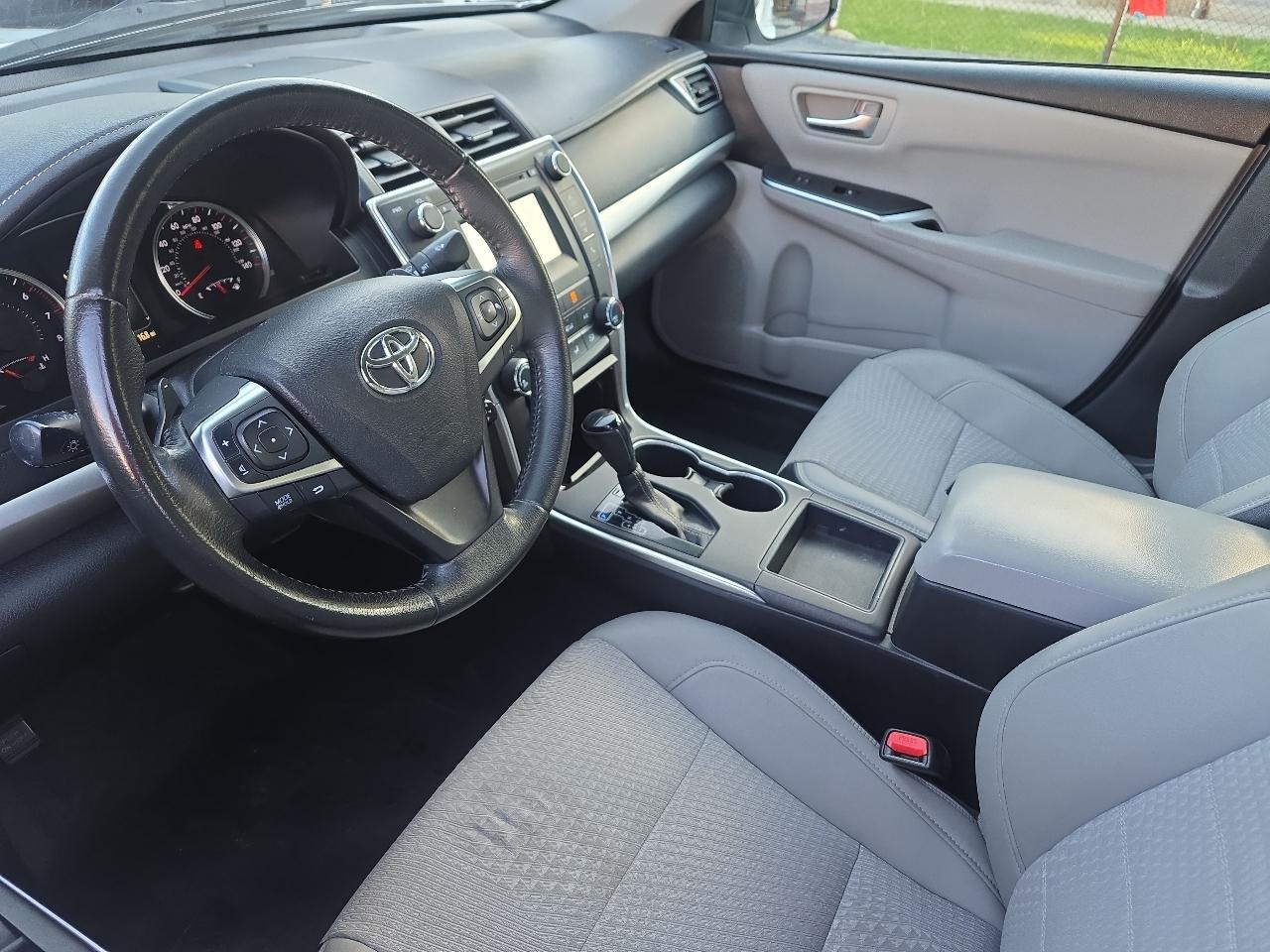 Toyota Camry SE 2015
