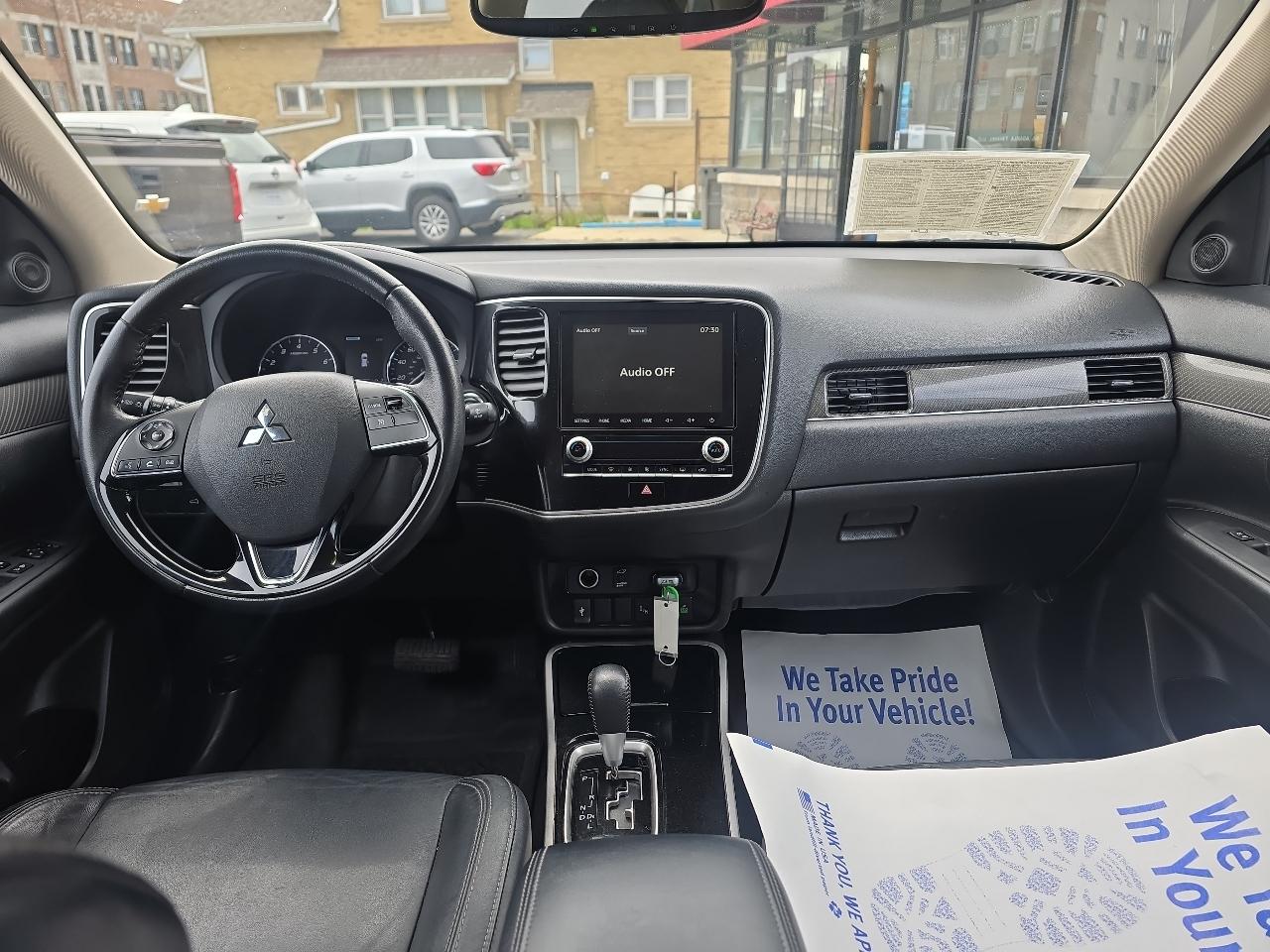 Mitsubishi Outlander SEL AWD 2020
