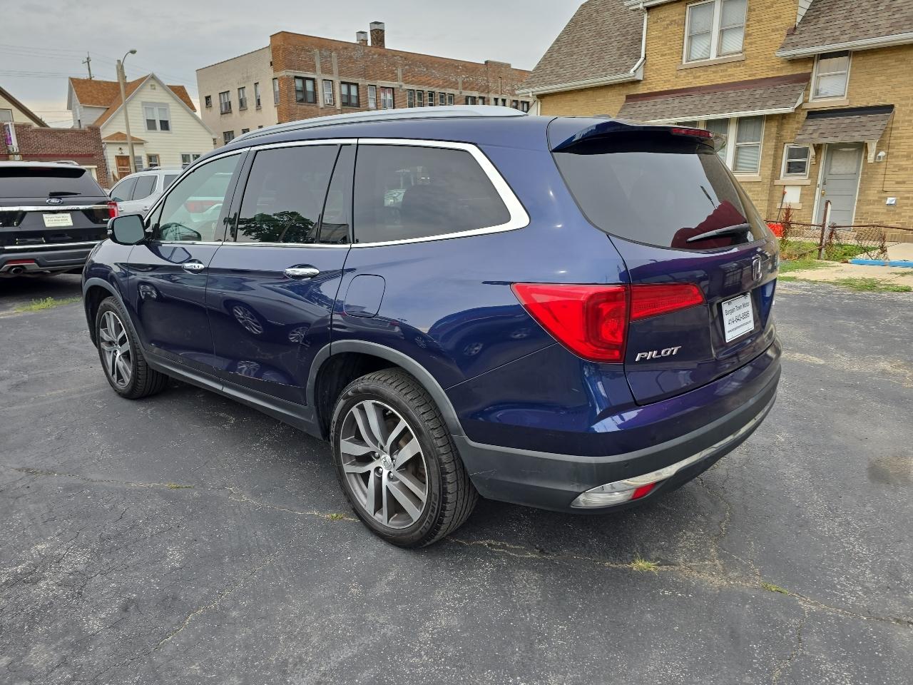 Honda Pilot Touring 4WD 2017
