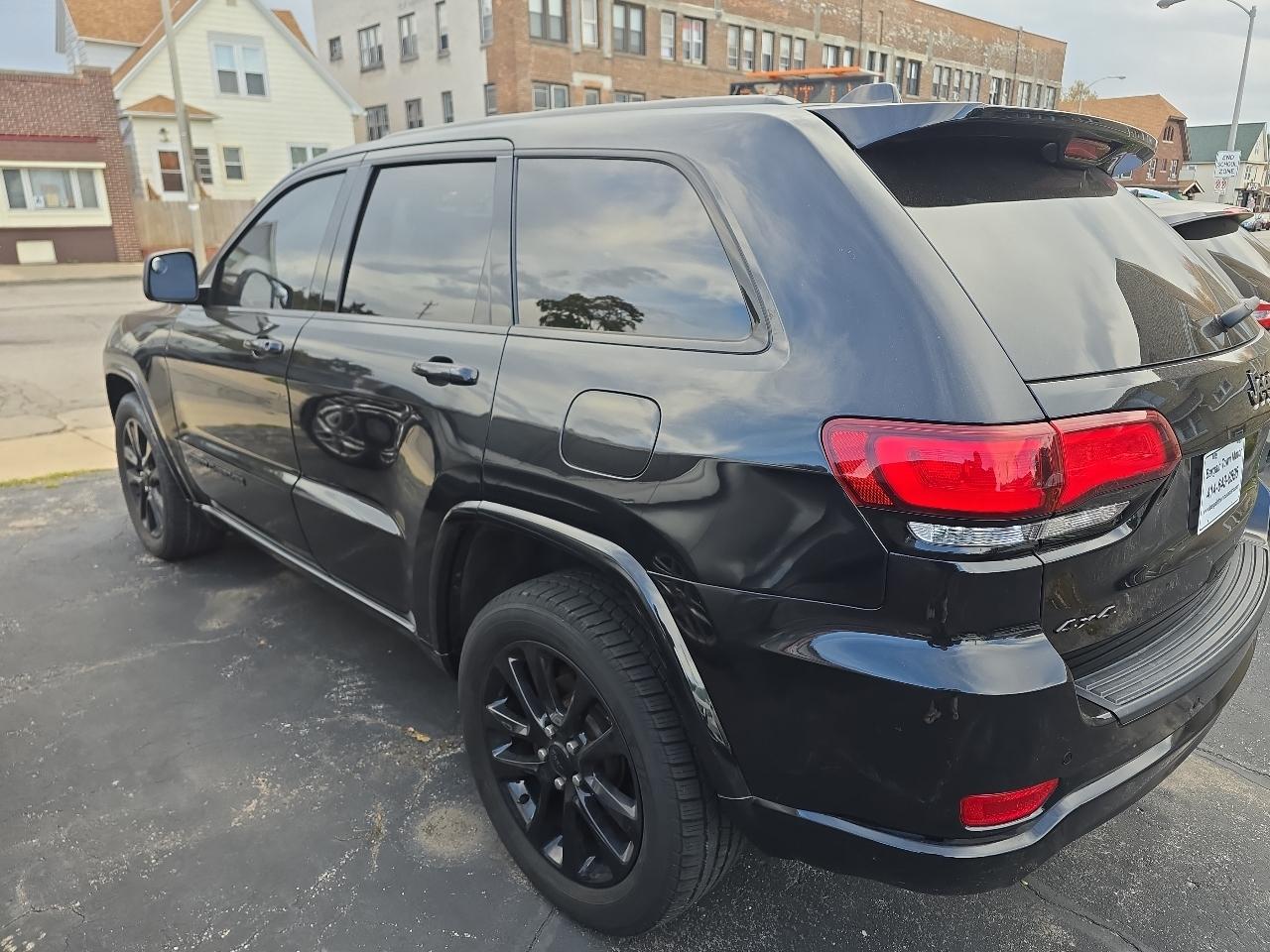 Jeep Grand Cherokee Laredo 4WD 2018
