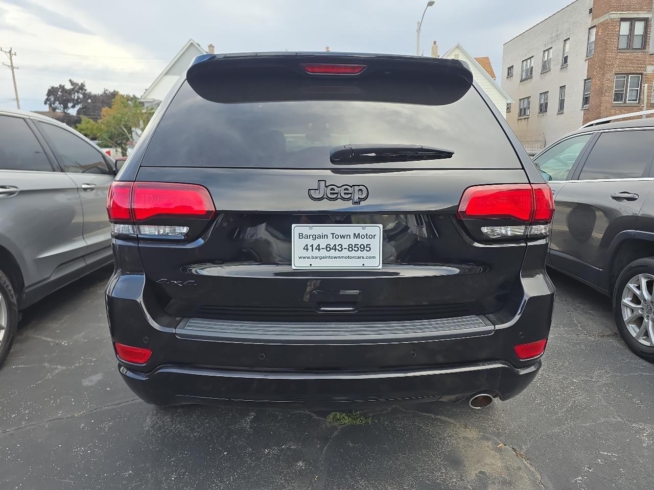 Jeep Grand Cherokee Laredo 4WD 2018