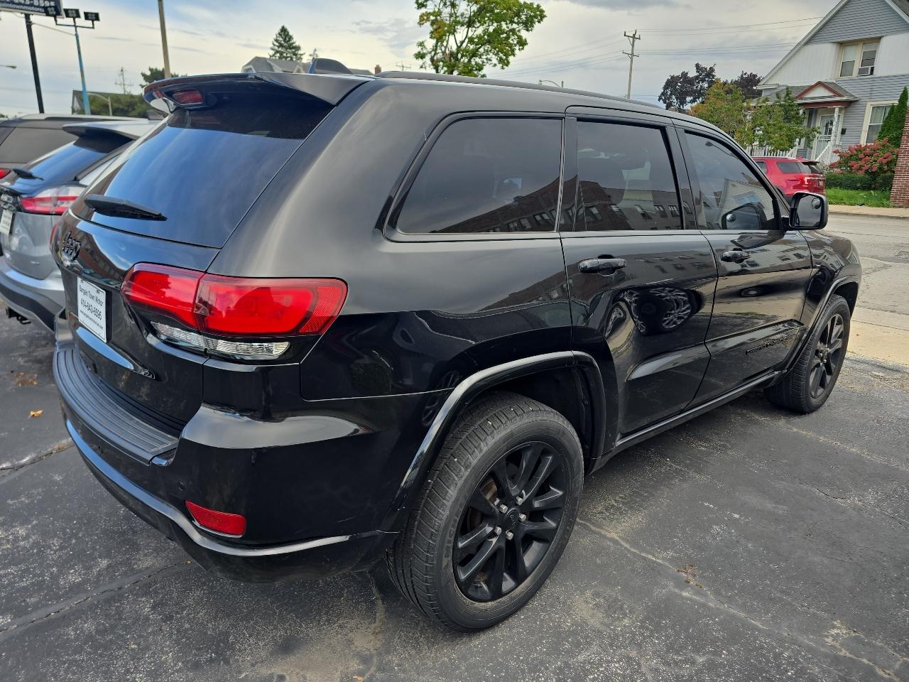 Jeep Grand Cherokee Laredo 4WD 2018
