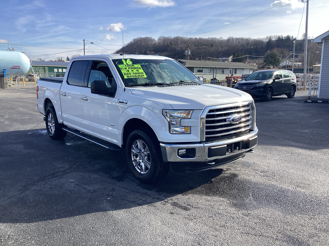 Ford F-150 XL SuperCrew 5.5-ft. Bed 4WD 2016