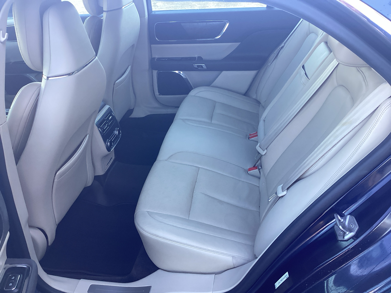 Lincoln Continental Reserve AWD 2017