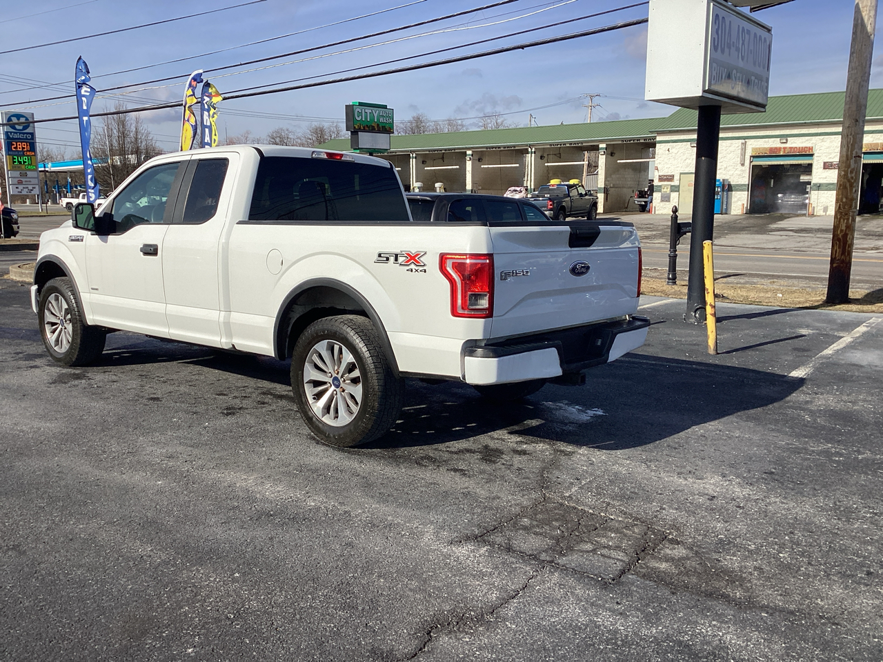 Ford F-150 4WD SuperCab 145" STX 2017